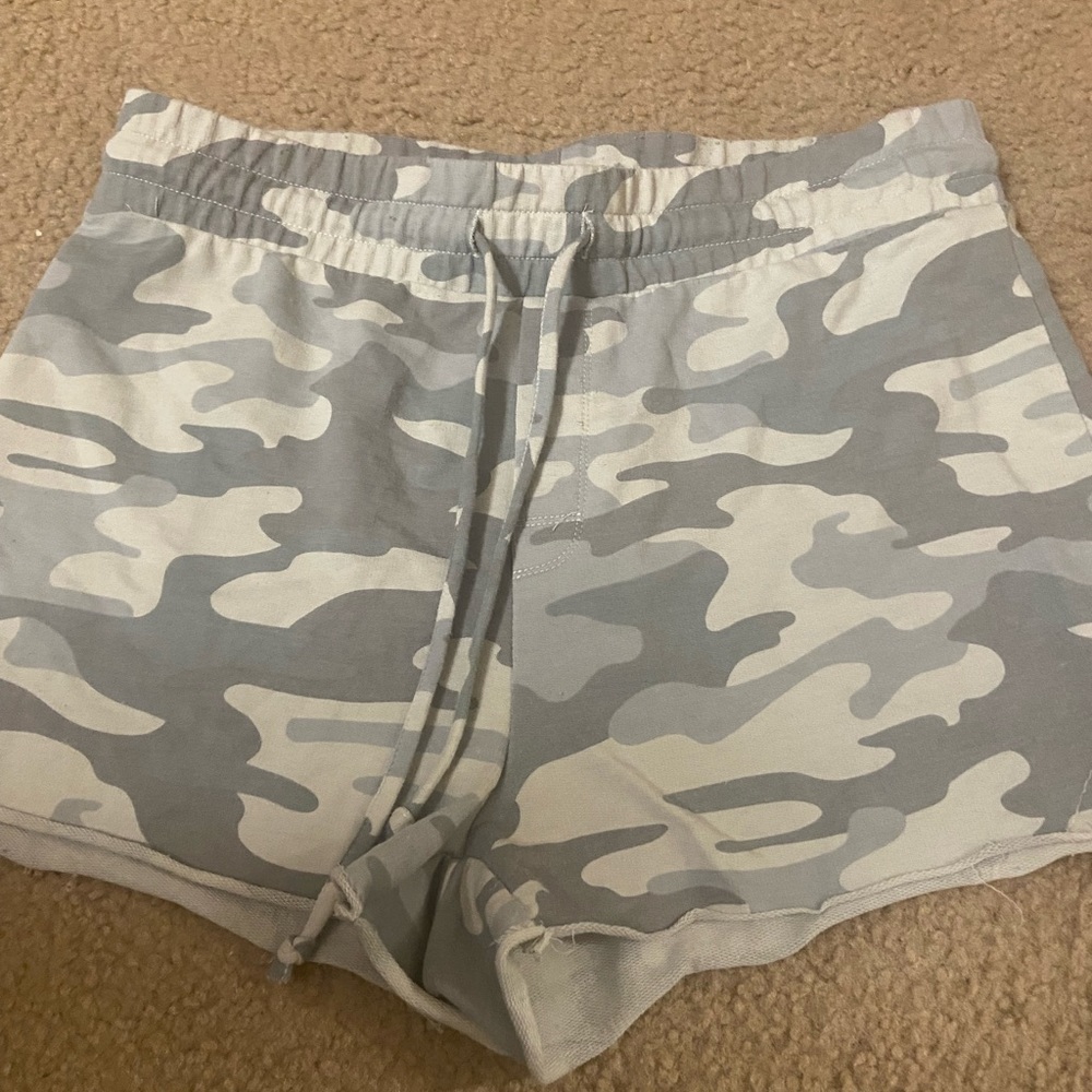 Z Supply Camo Shorts